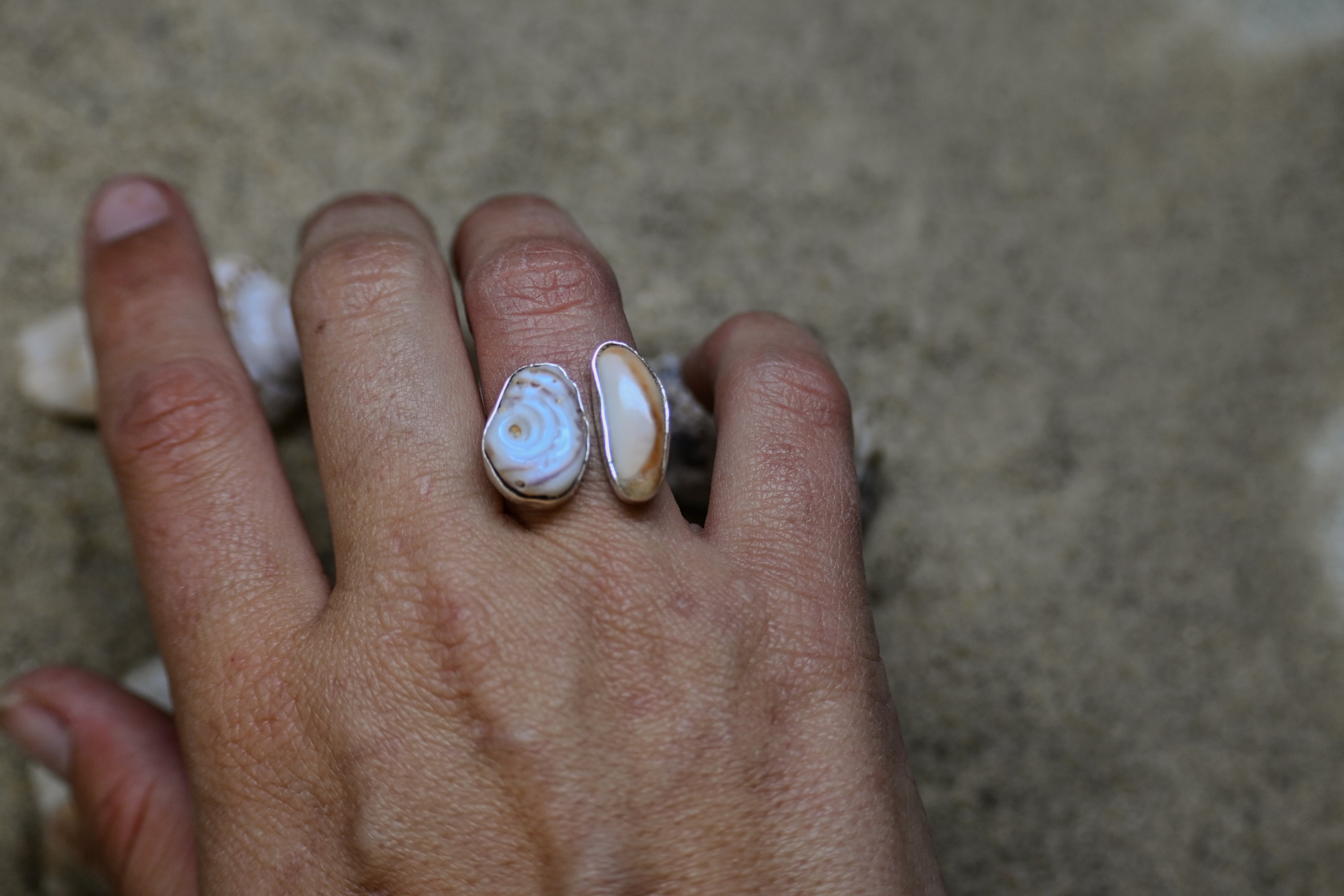 Hawaii Ring -Tidal Twirl