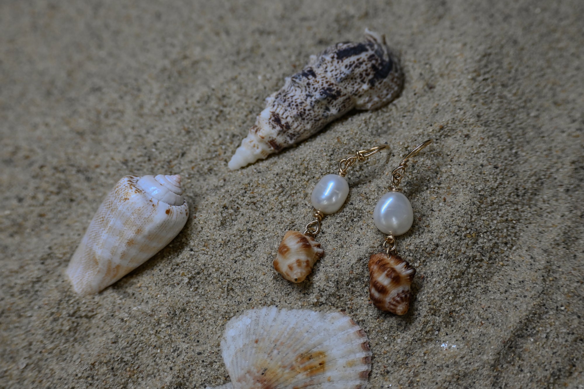 Seashell Pearl Earrings